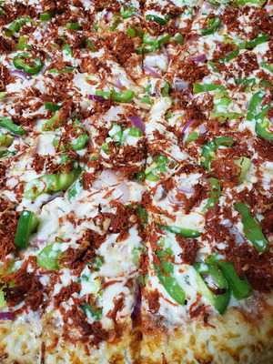 Samosa Corner Pizza And Wings