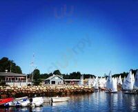 Lunenburg Yacht Club & Restaurant