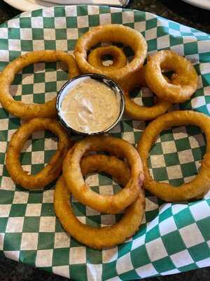 Bar Down Pub & Patio