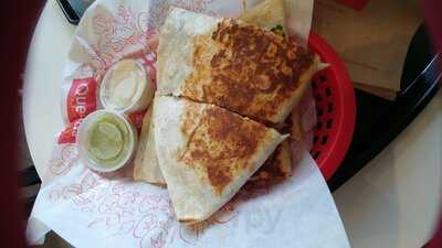 Quesada Burritos & Tacos