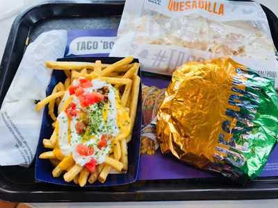 Quesada Burritos & Tacos