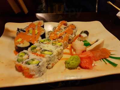 Sakura Sushi