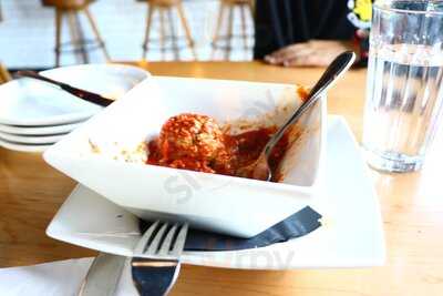 Piatto Pizzeria +enoteca