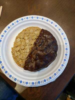 Second Cup Coffee Co. Featuring Pinkberry Frozen Yogurt