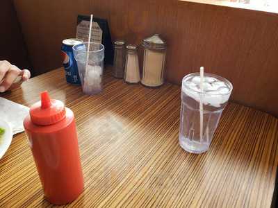 Queen's Family Restaurant