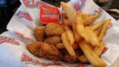 St. Louis Bar & Grill