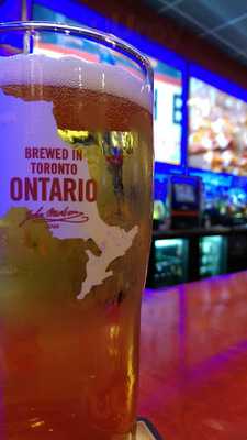 St. Louis Bar & Grill