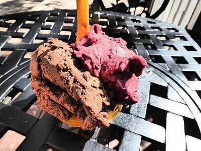 Italian Kitchen & Deli At Grove Hall Farms