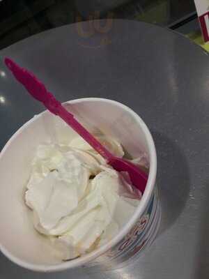 Menchie's Frozen Yogurt