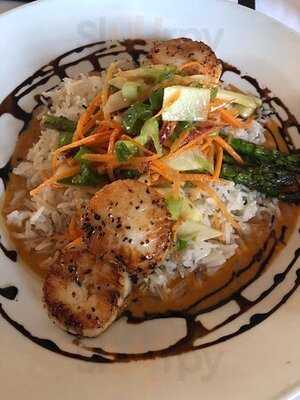 Heirloom Cafe Bistro