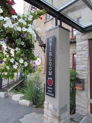 Heirloom Cafe Bistro