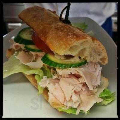 Forge And Thistle Wee Pub And Dining Room