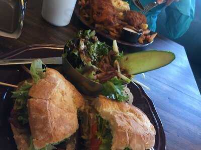 North Docks Kitchen & Drinks