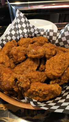 Chicago Pub & Billiards