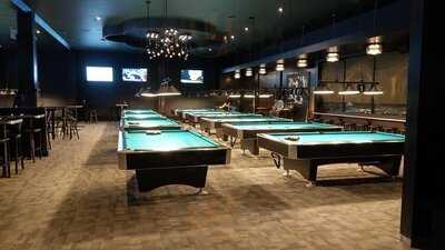 Chicago Pub & Billiards