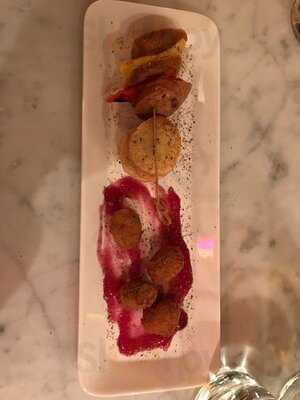 Pomodoro Trattoria & Wine Bar