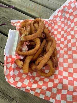 Chow Hounds Eatery