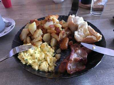 Paul's German Cafe Bistro Restaurant