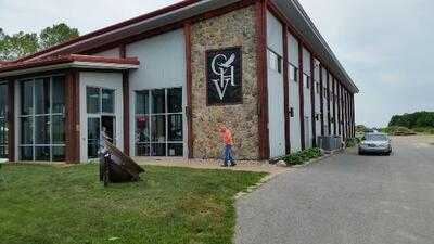 The Vines Restaurant At Coopers Hawk Vineyards