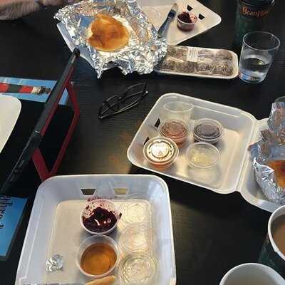 The Cozy Tea Room & Bakery