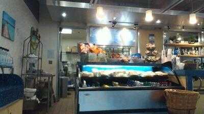 Beaches Bar And Cafe