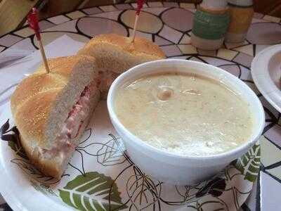 Island Sunset Lobster Pound Bistro