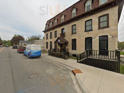 The Queen's Tavern And Restaurant