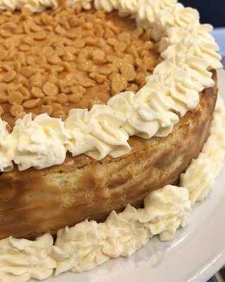 Westside Cookhouse, Bakery & Treats