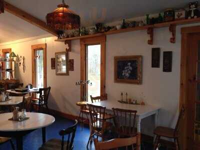 Danena's Bakery & Bistro