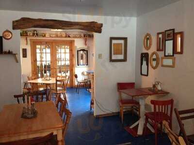 Danena's Bakery & Bistro