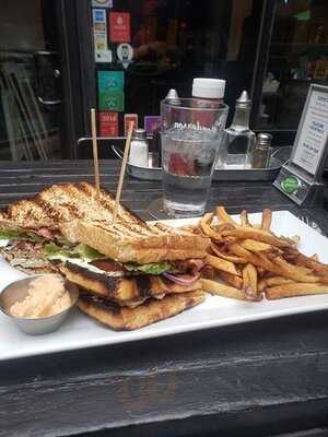 The Tilted Dog Pub & Kitchen