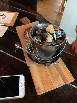 Hunter's Public House Restaurant