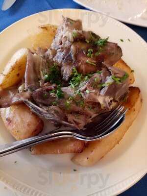 Santorini Greek Taverna