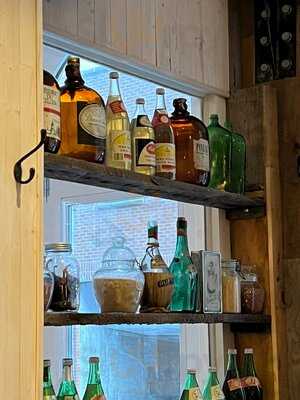 Chez Rioux & Pettigrew