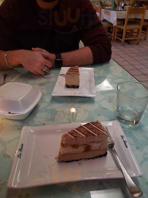 Pasta Vino Trattoria & Bar