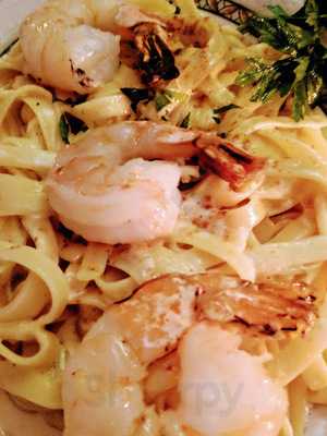 Pasta Vino Trattoria & Bar