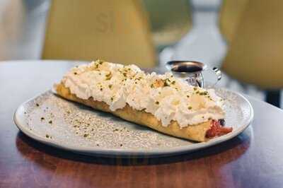 Oeb Breakfast Co. Bridgeland