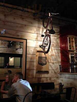 Hawthorne Beer Market & Bistro