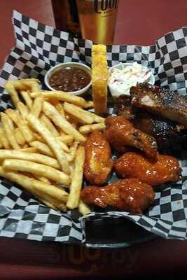 Big Bone Bbq & Wicked Wings - Maple