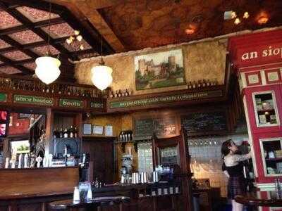 Dublin Crossing Pub