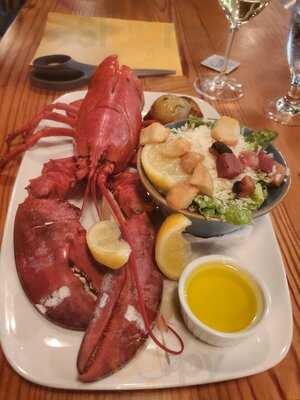 Pelican Seafood Market And Grill