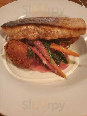 Pelican Seafood Market And Grill