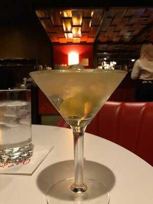 Rae & Jerry's Steak House