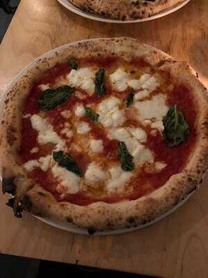 Nina Pizza Napolitaine