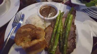 The Bennett Craft & Kitchen