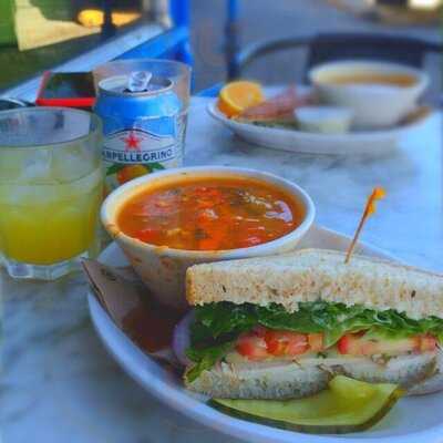 Sunflower Organics & Deli