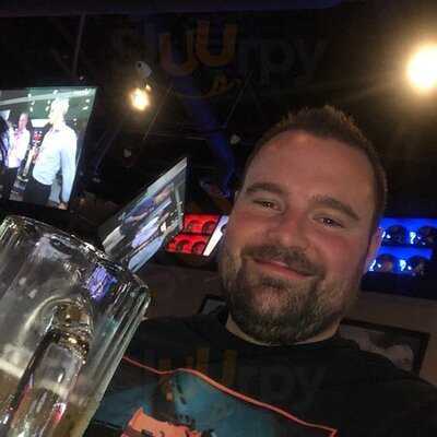 The Canadian Brewhouse (calgary Mahogany)