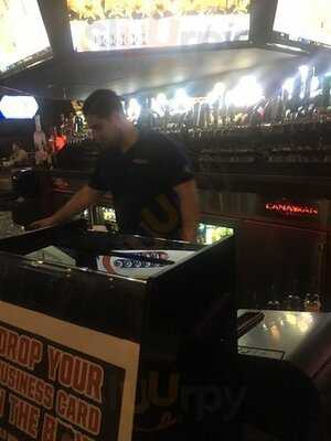 The Canadian Brewhouse (calgary Mahogany)