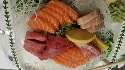 Aroowha Sushi And Sake Bar