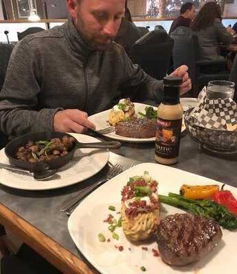 Sawmill Prime Rib & Steakhouse Terra Losa